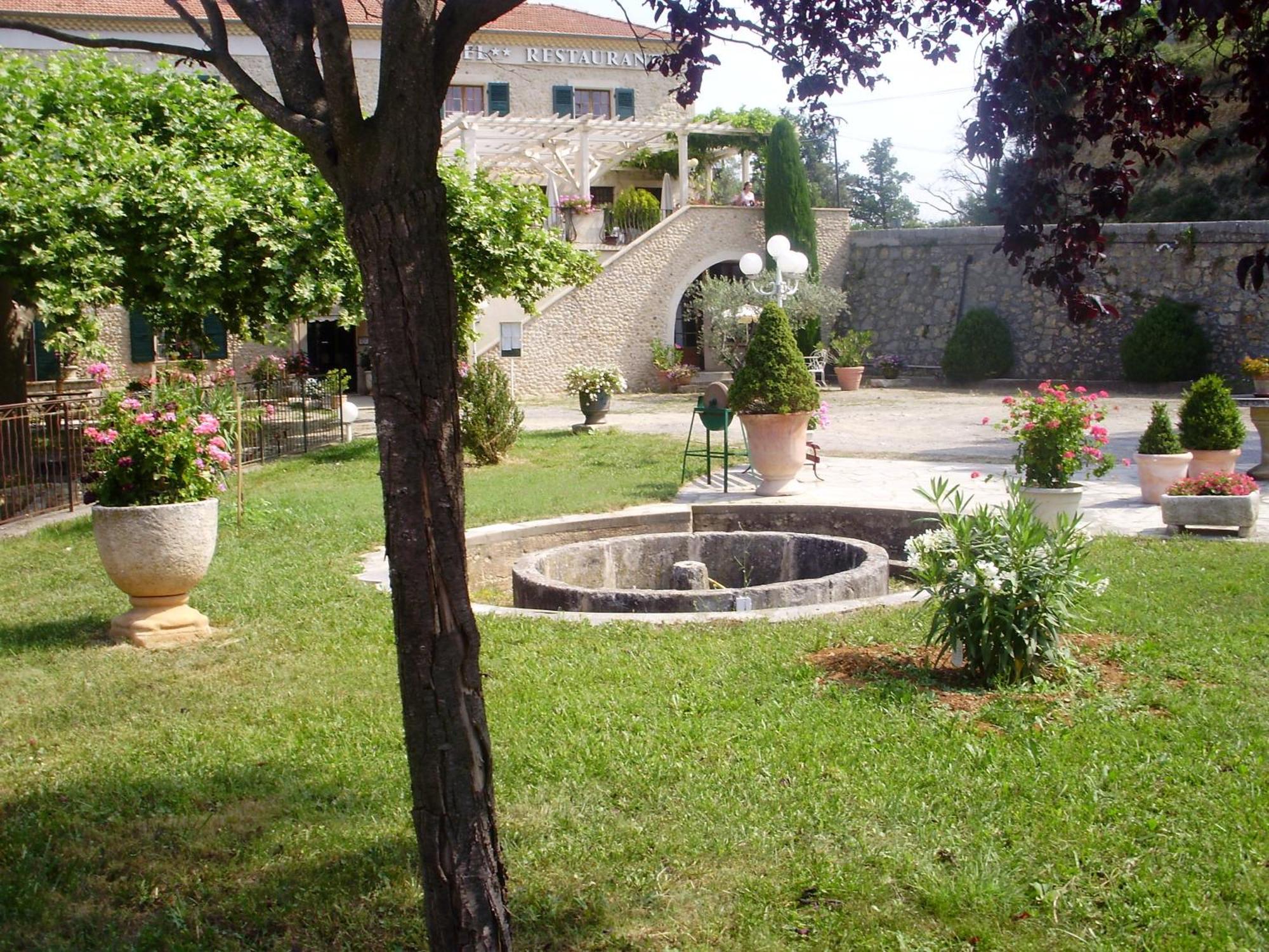 אלמן-אן-פרובאנס Hotel Du Moulin מראה חיצוני תמונה